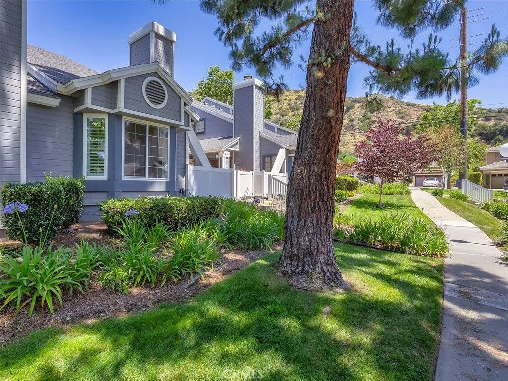 Photo of 242 Spruce Court, Azusa, CA 91702 (MLS # BB26073110)