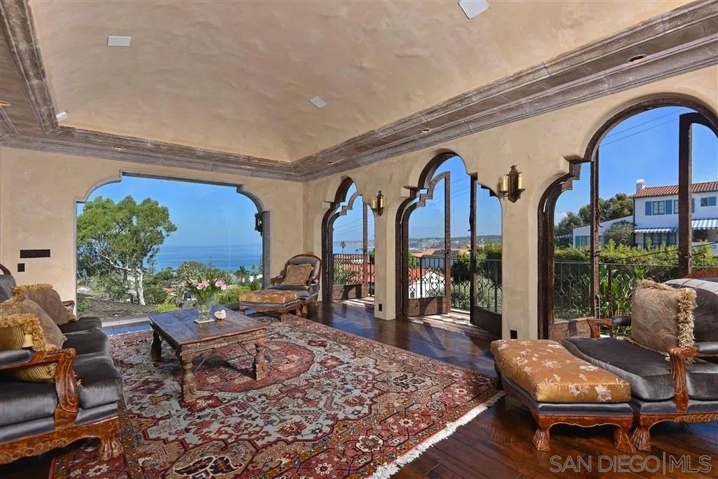 Photo of 7604 Country Club Drive, La Jolla, CA 92037 (MLS # 250040528)