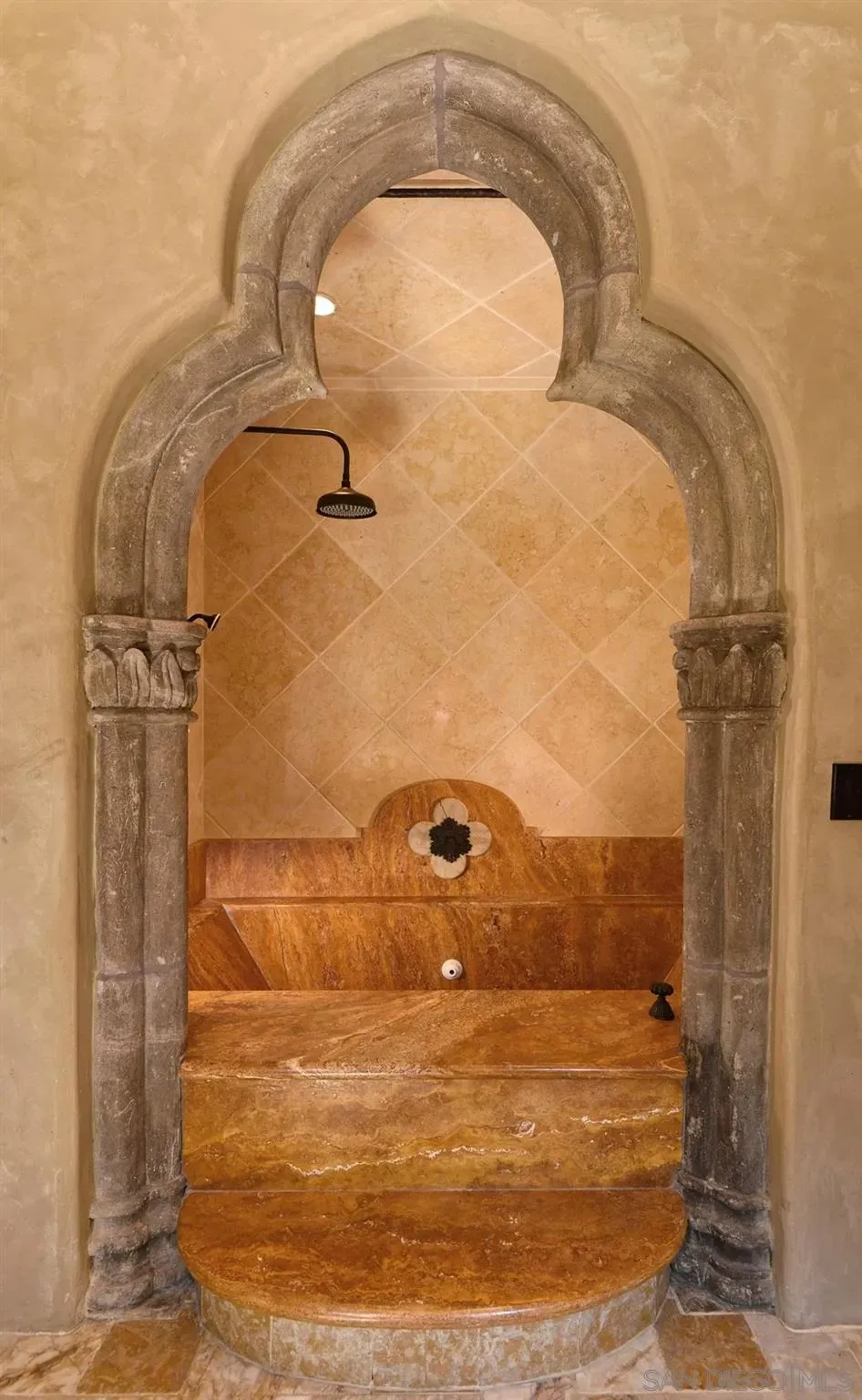 La Jolla, California 92037, United States, 4 Bedrooms Bedrooms, ,4 BathroomsBathrooms,Residential,Active,221015