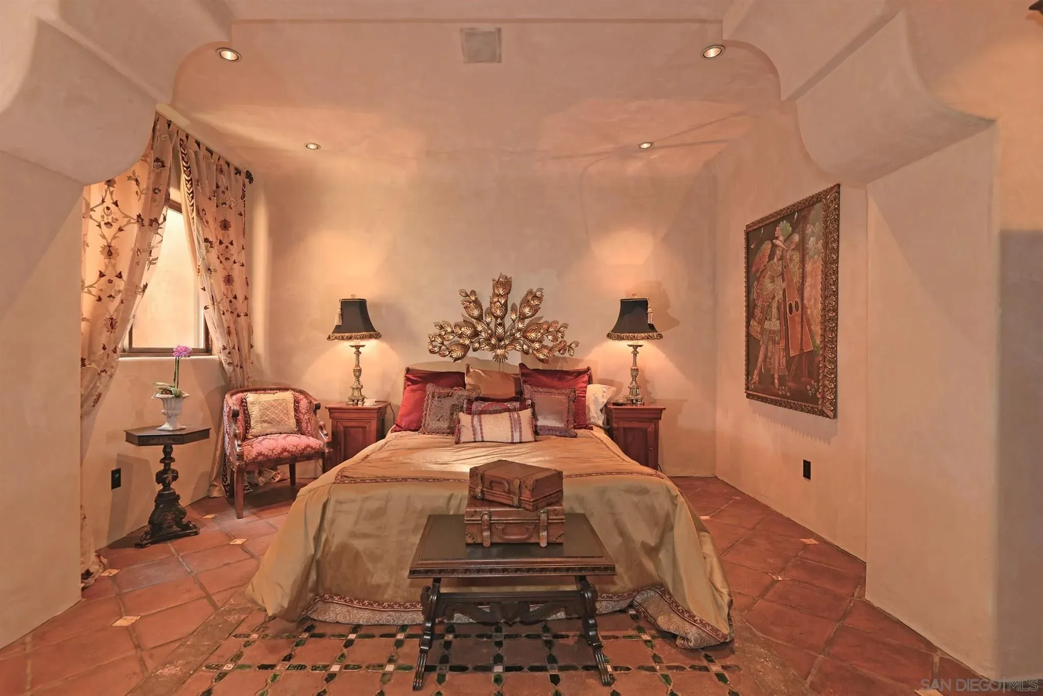 La Jolla, California 92037, United States, 4 Bedrooms Bedrooms, ,4 BathroomsBathrooms,Residential,Active,221015