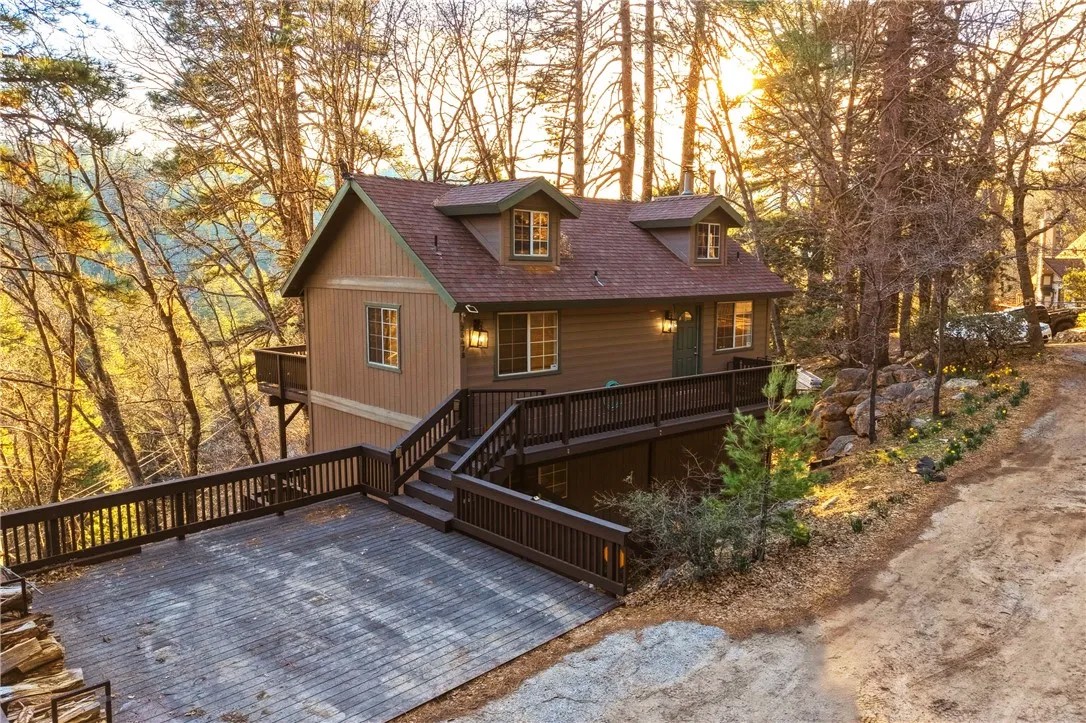 26478 Thunderbird Drive