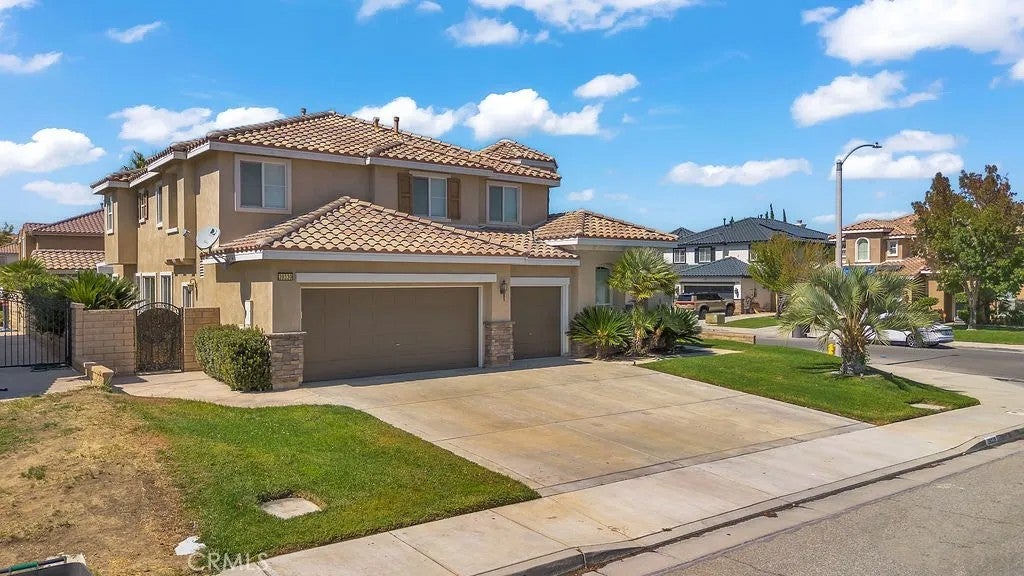 39339 Desert Lilly Court
