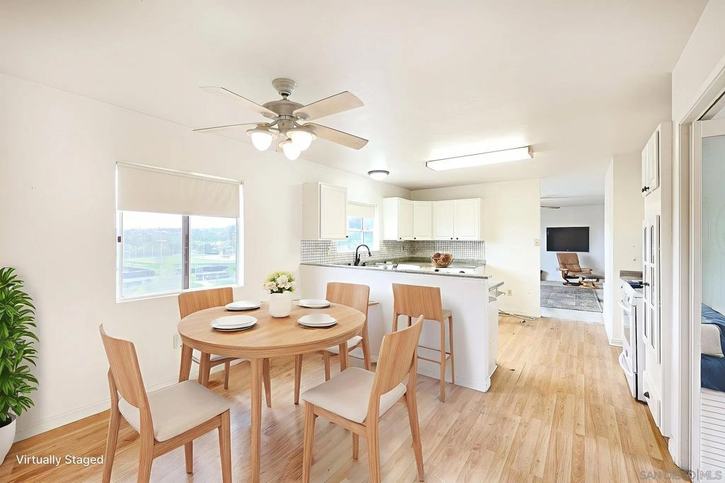 Photo of 221 Colina Ter, Vista, CA 92084 (MLS # 260002739)