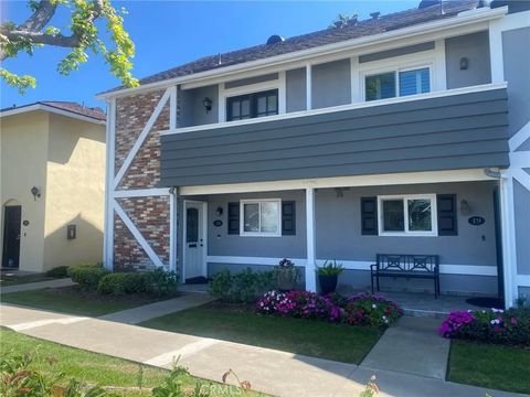 Photo of 3342 Bradbury Road #20, Rossmoor, CA 90720 (MLS # PW26072718)