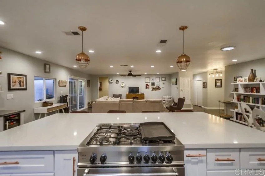 2528 Windmill View Road