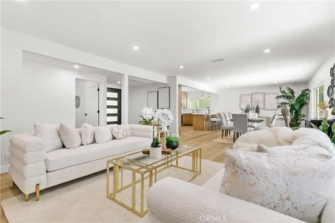 10534 Colebrook Shadow Hills CA 91040