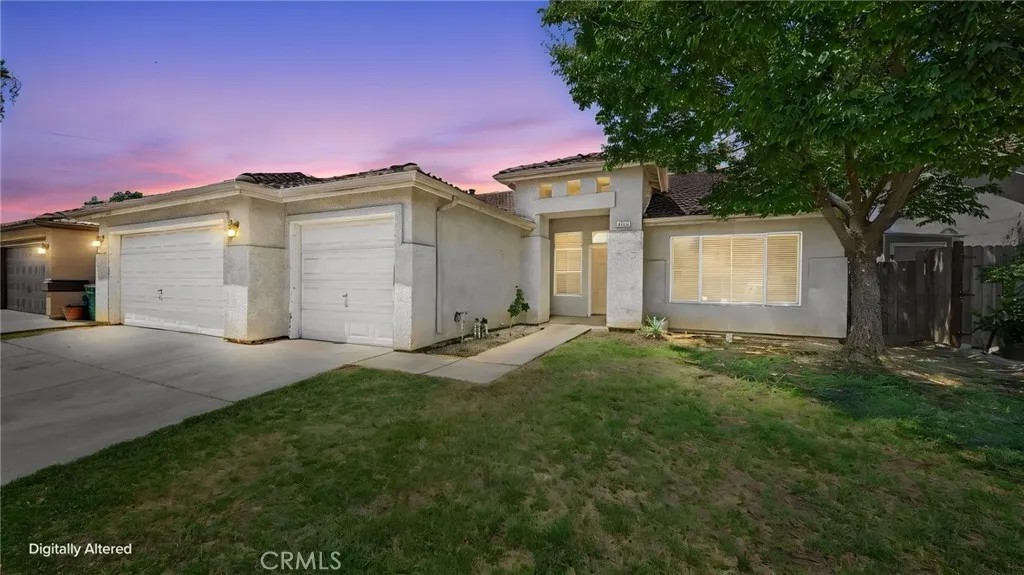 2204 W Sweet Water Court