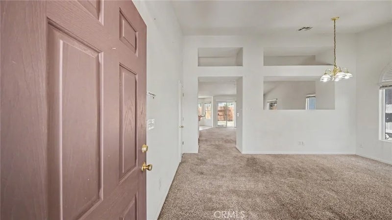 2204 W Sweet Water Court