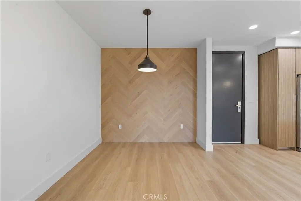 Photo of 12078 Guerin Street #303, Studio City, CA 91604 (MLS # SR25269571)