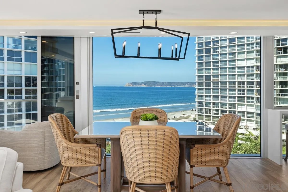 1750 Avenida Del Mundo 607