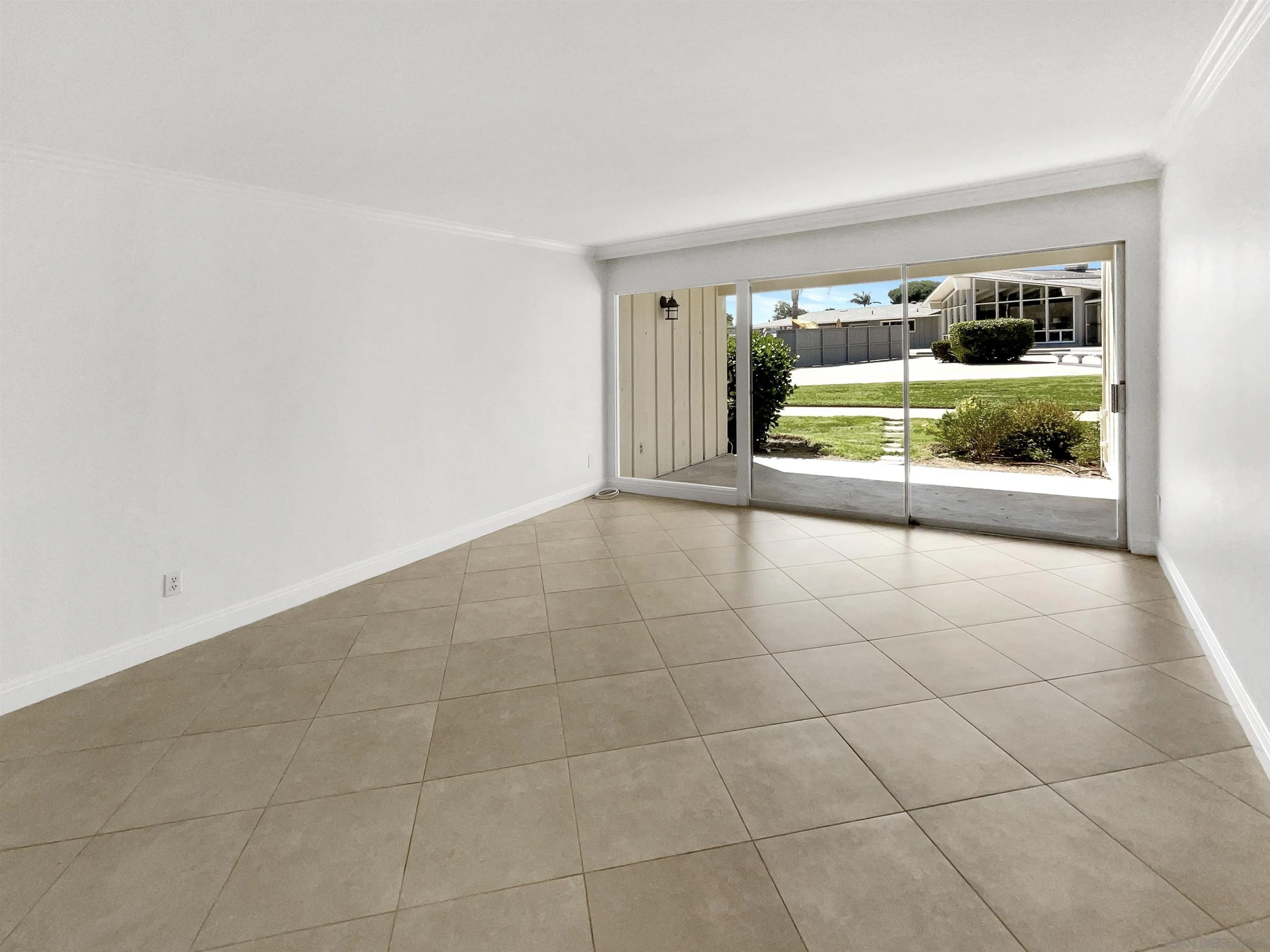 620 W Solana Cir 1B