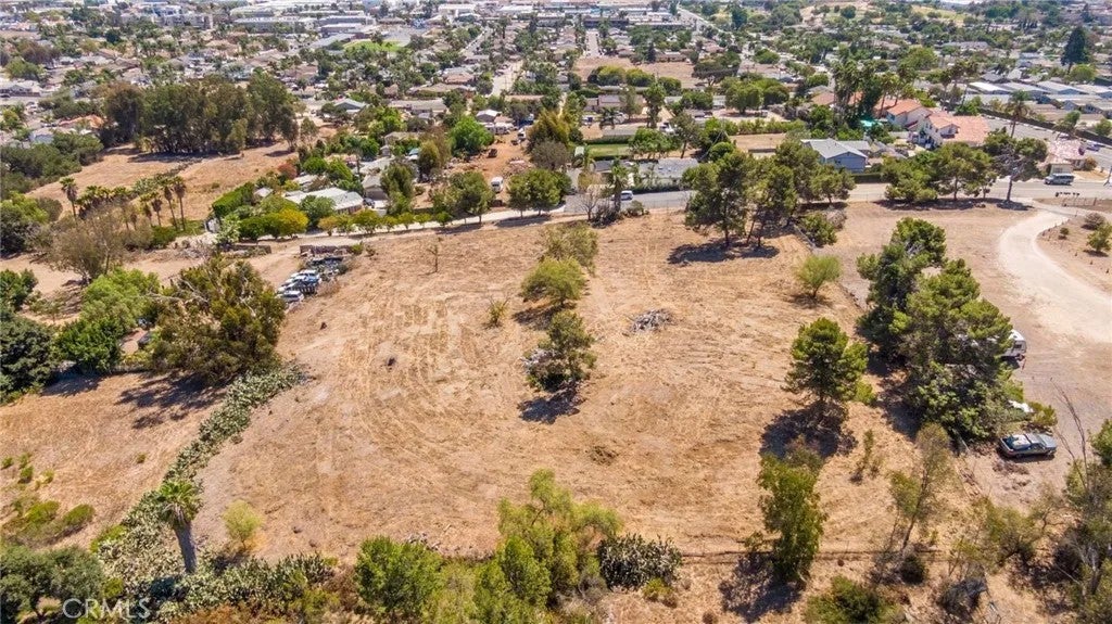 Photo of 0 Linda Vista, San Marcos, CA 92078 (MLS # SW25112929)