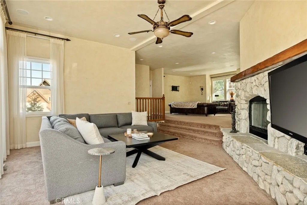 445 Clearwater Lane