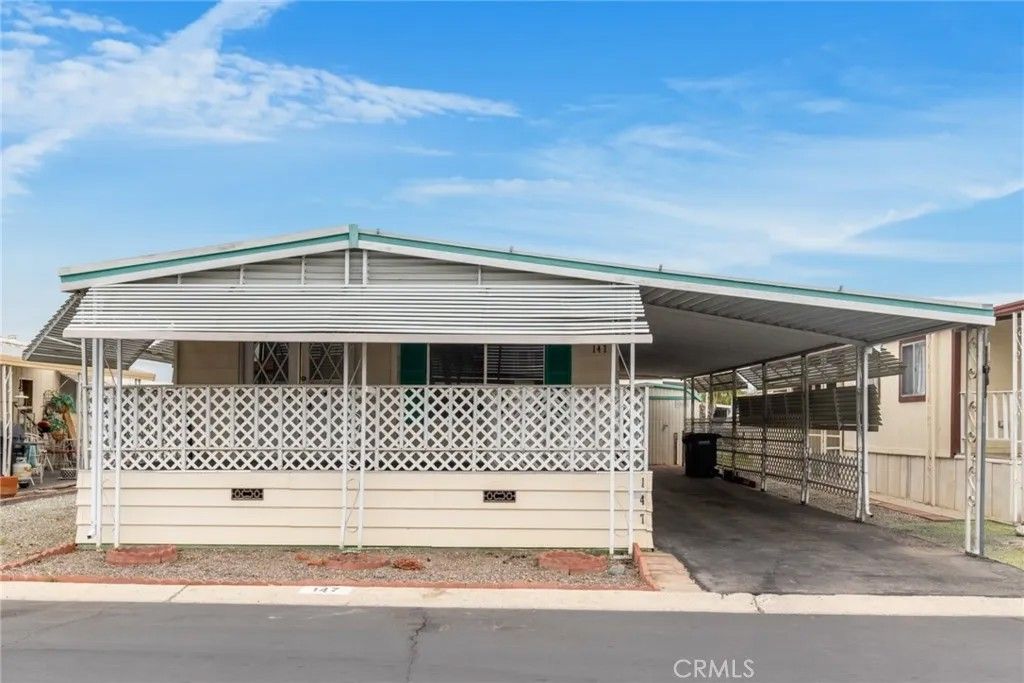Photo of 575 S Lyon Ave #147, Hemet, CA 92543 (MLS # SW26032313)
