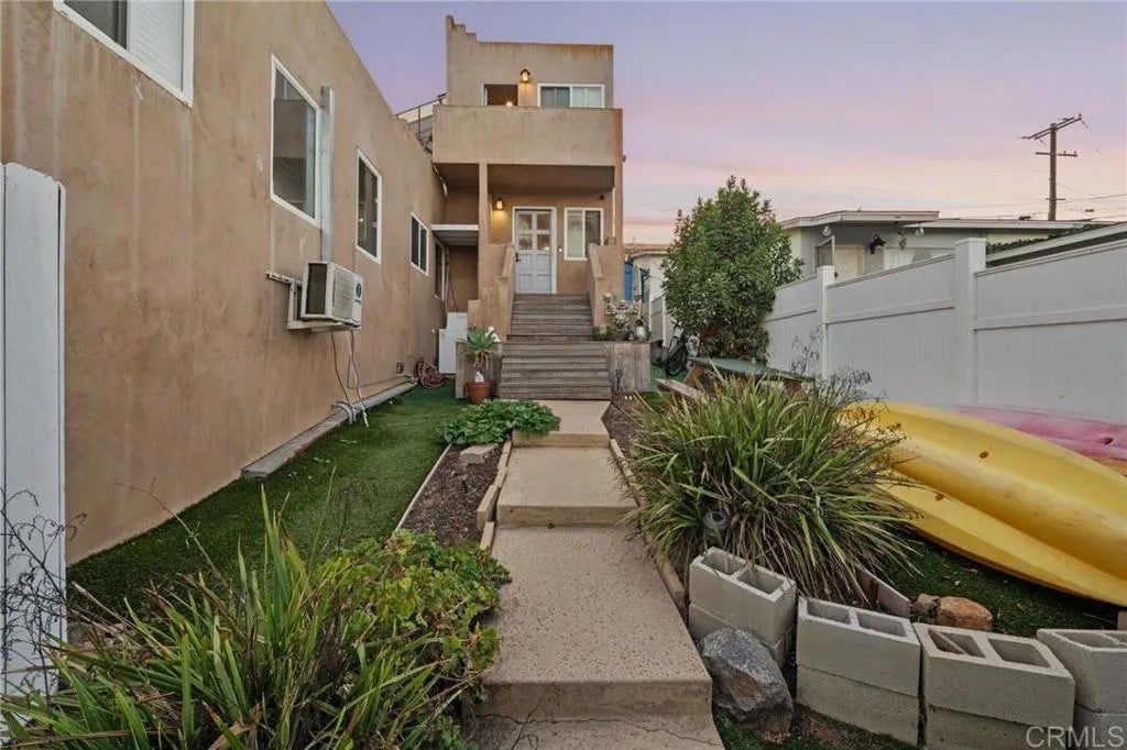720 3rd Street