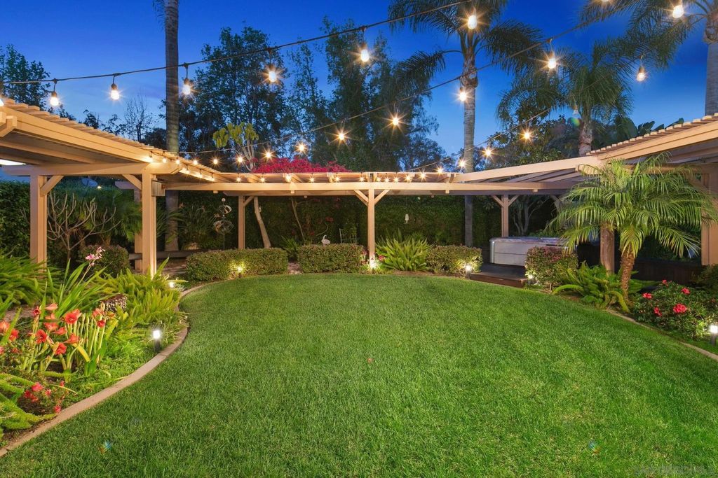 Photo of 12708 Rue Vincennes, San Diego, CA 92131 (MLS # 260007011)