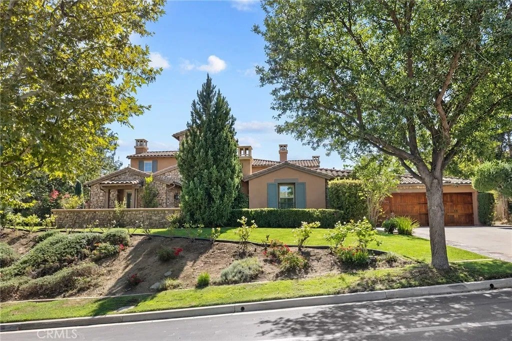 3163 Venezia Terrace