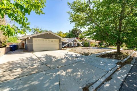 Tiny photo for 1138 E Avenue J4, Lancaster, CA 93535 (MLS # SR25252355)