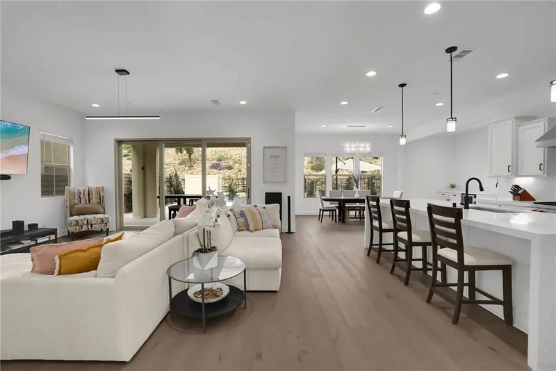 21303 Rockview Terrace