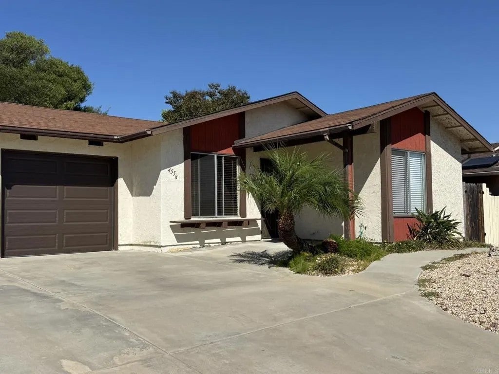 4558 Golden Ridge Drive