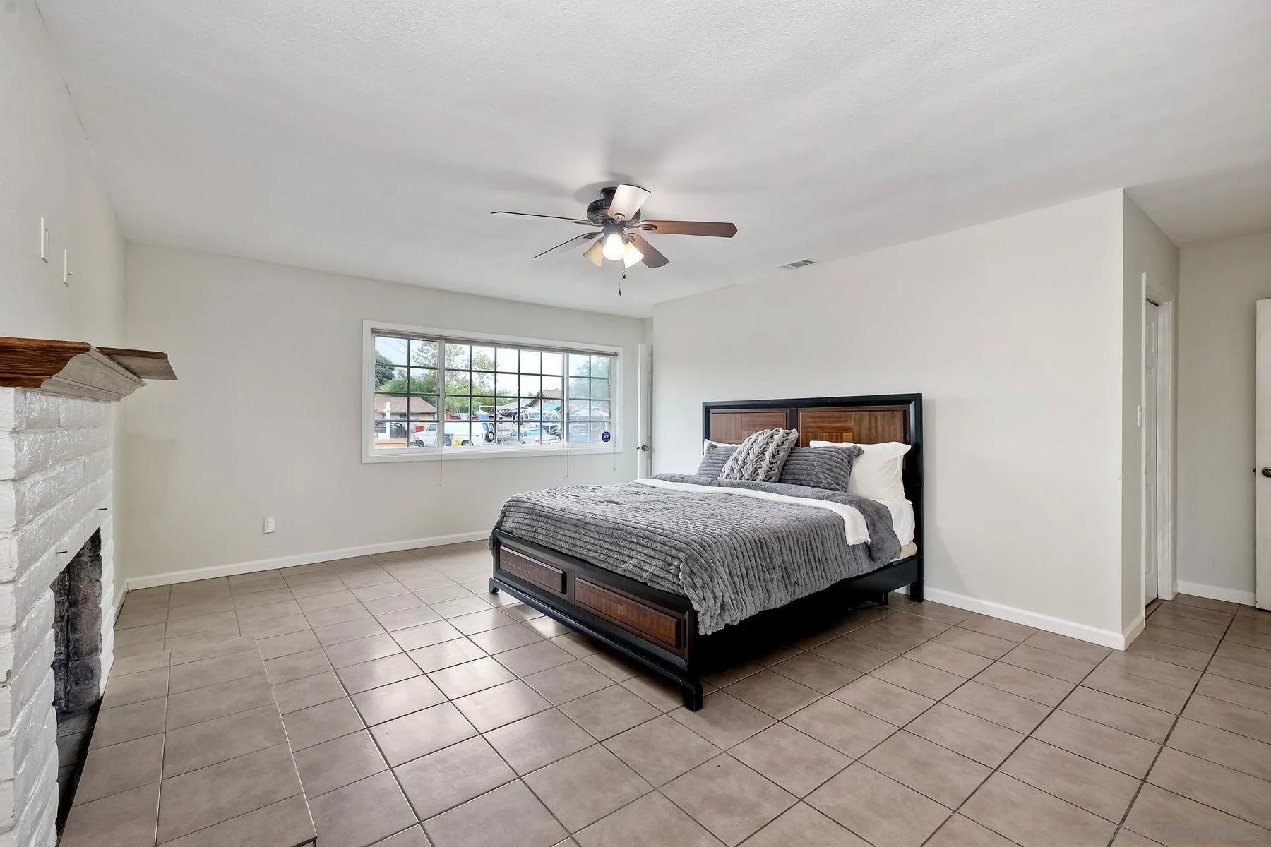 8734 Atlas View Dr