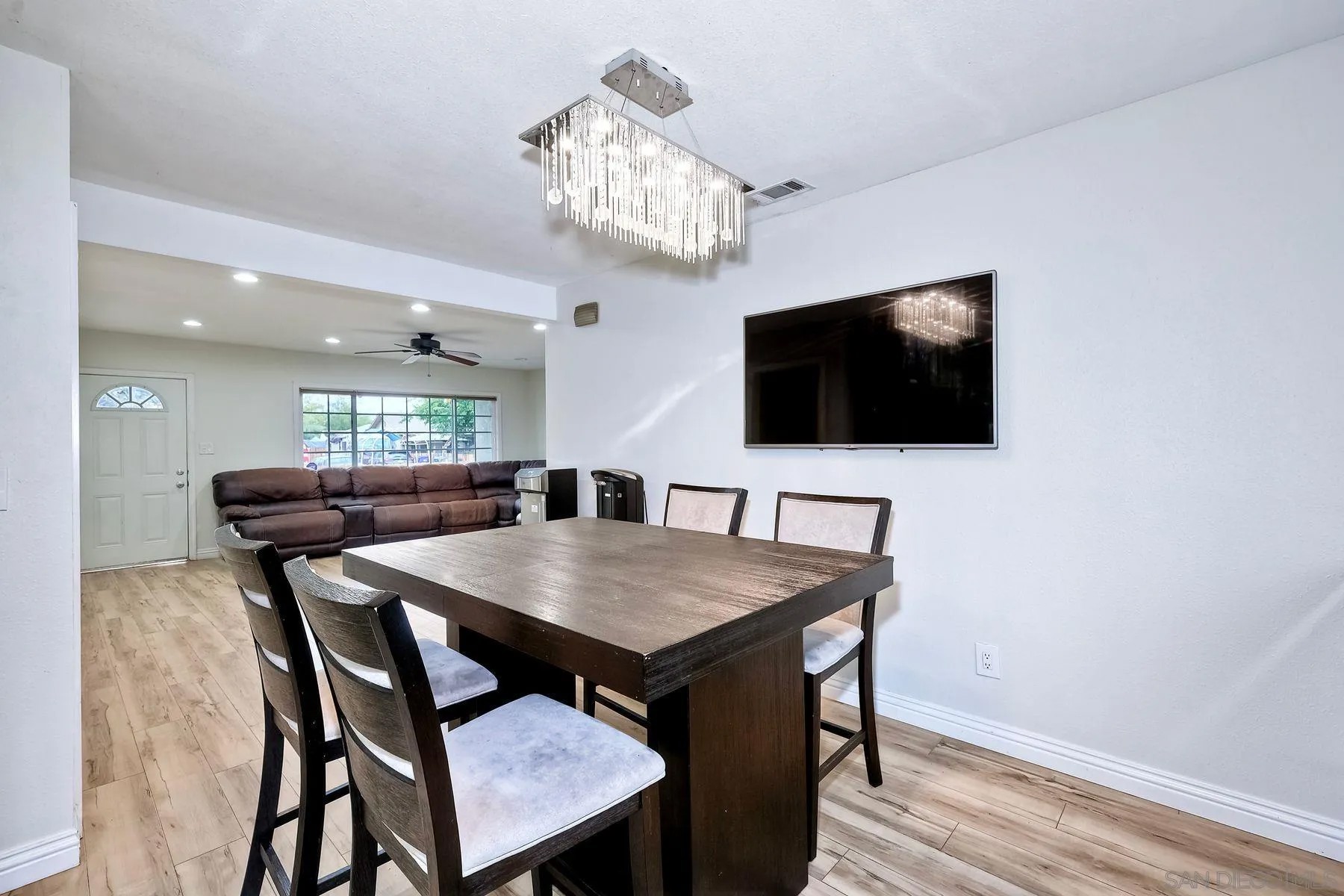 8734 Atlas View Dr