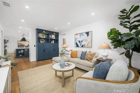 Tiny photo for 11822 Harrisburg Rd, Rossmoor, CA 90720 (MLS # PW25249486)