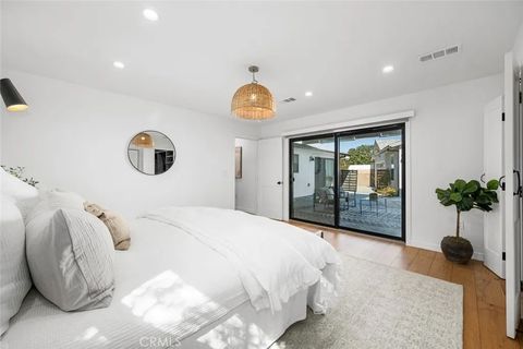 Tiny photo for 11822 Harrisburg Rd, Rossmoor, CA 90720 (MLS # PW25249486)