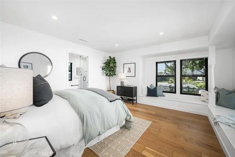 Tiny photo for 11822 Harrisburg Rd, Rossmoor, CA 90720 (MLS # PW25249486)