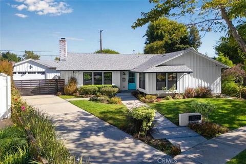 Tiny photo for 11822 Harrisburg Rd, Rossmoor, CA 90720 (MLS # PW25249486)