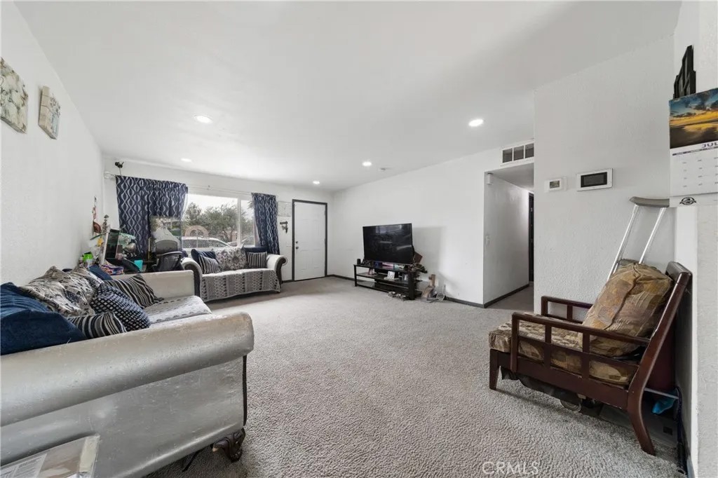 52425 Jennifer Way