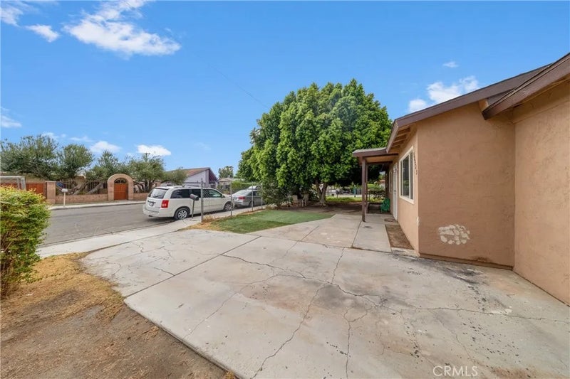 52425 Jennifer Way