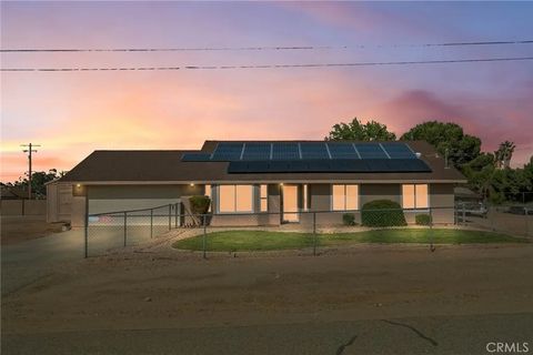 Photo of 14837 Melbourne, Hesperia, CA 92345 (MLS # HD26078744)