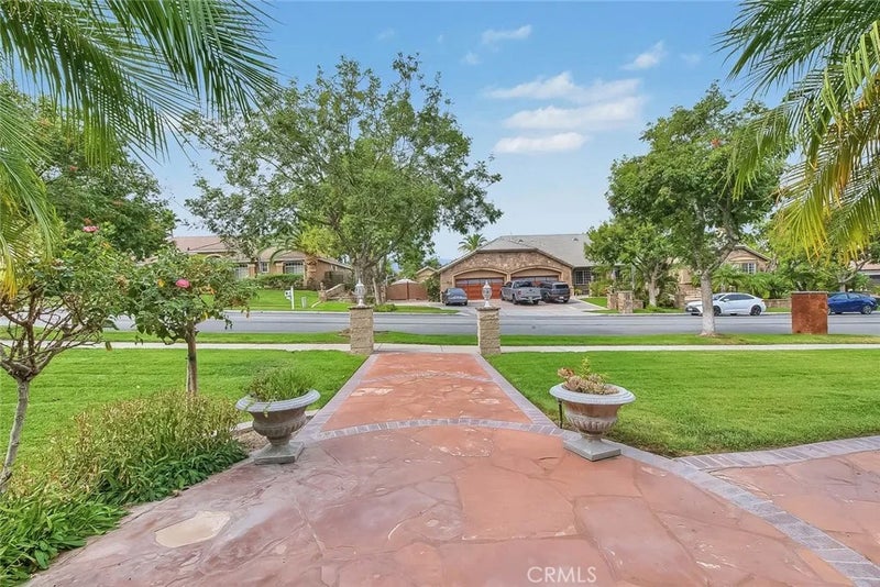 2885 Citrocado Ranch Street