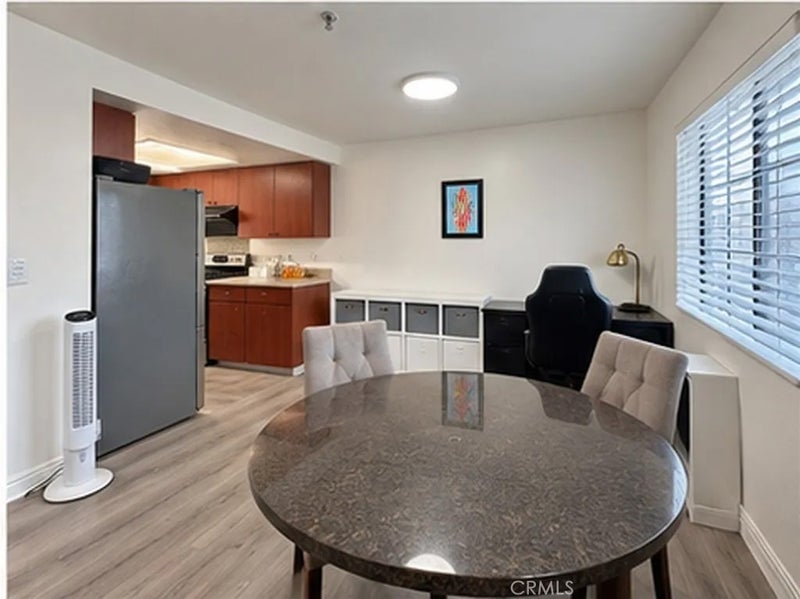 414 S Santa Anita 7