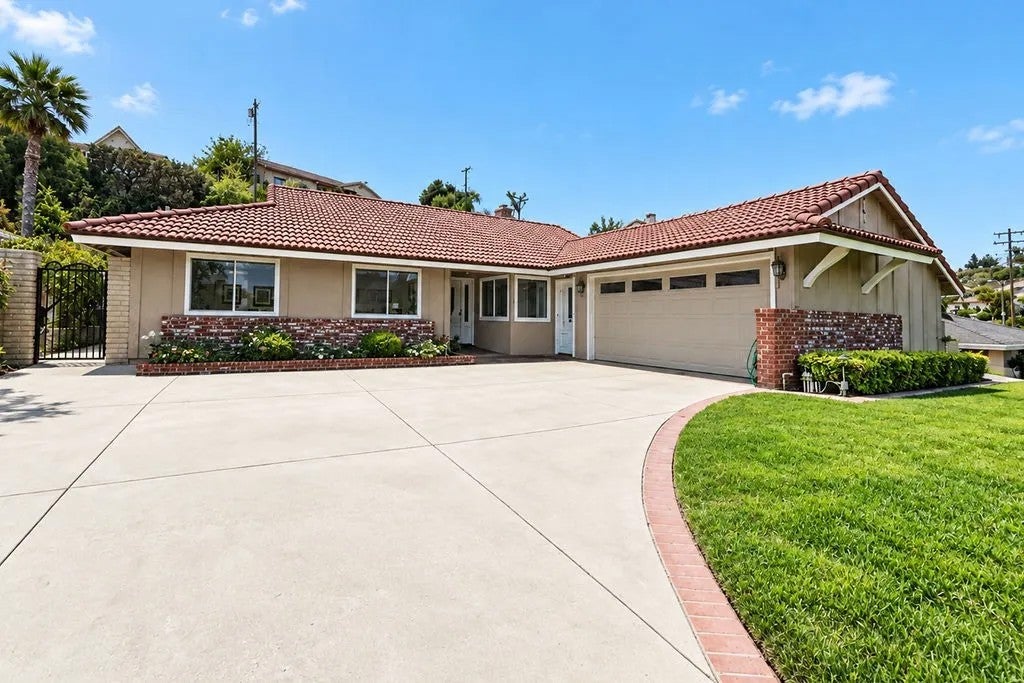 2855 N Shady Glen