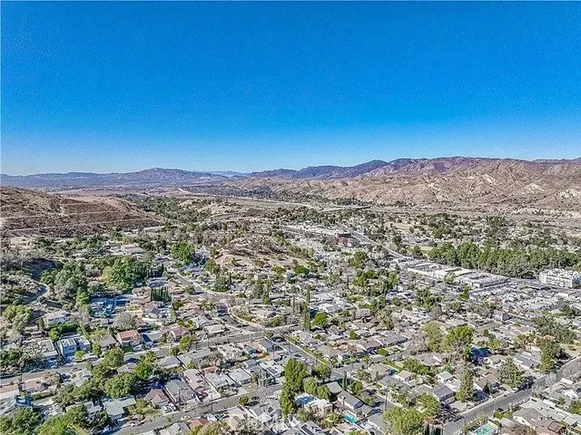 10143 Oro Vista Avenue