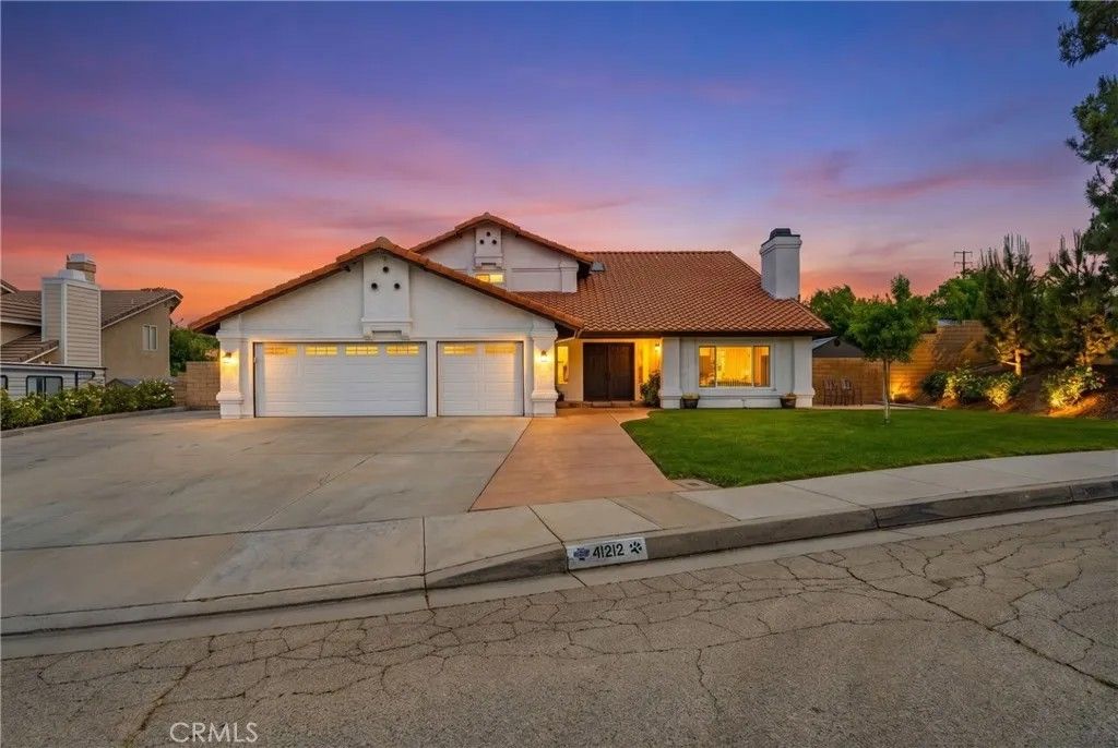 Photo of 41212 Laidlaw Ln, Palmdale, CA 93551 (MLS # SR26088355)