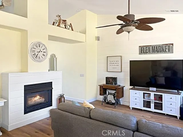 330 Tadpole Court