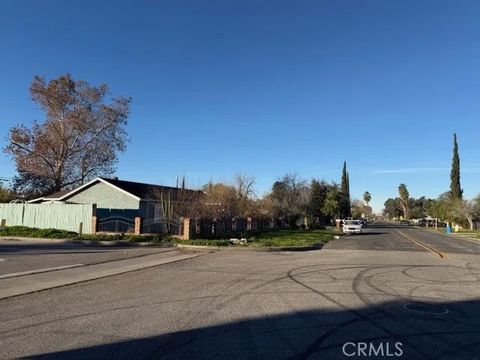 Photo of 24595 4th, San Bernardino, CA 92410 (MLS # CV26010005)