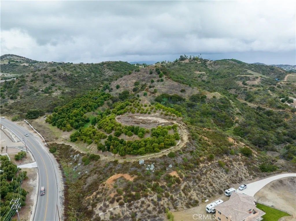 Photo of 35380 Avenida La Cresta, Murrieta, CA 92562 (MLS # IG25053469)