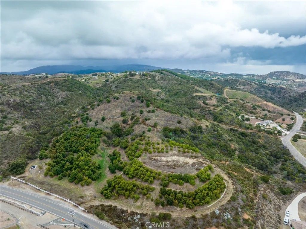 Photo of 35380 Avenida La Cresta, Murrieta, CA 92562 (MLS # IG25053469)