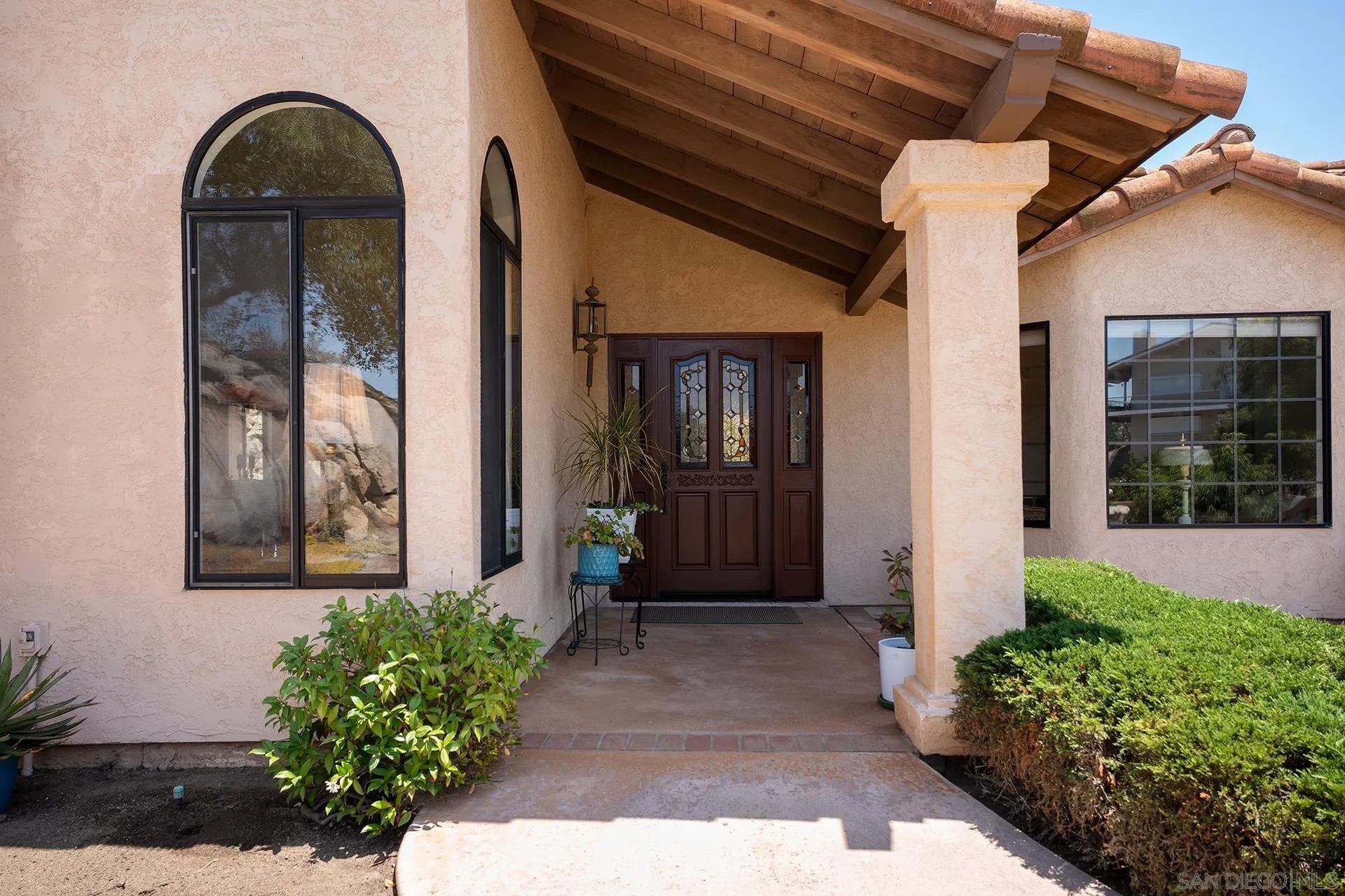 9522 Sage Hill Way
