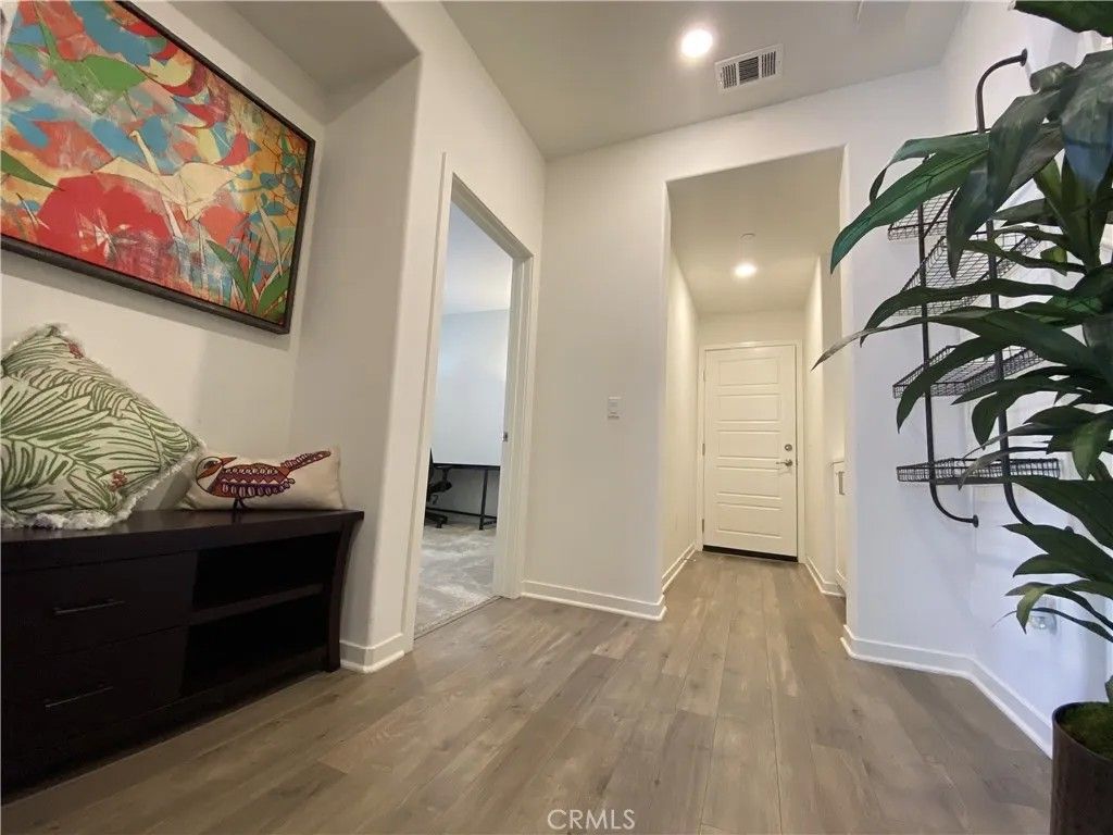 Photo of 129 Cadence, Irvine, CA 92618 (MLS # TR25267678)