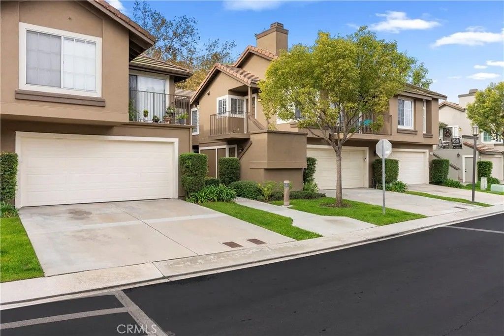 Photo of 701 S Glenhurst Drive, Anaheim Hills, CA 92808 (MLS # OC26004209)