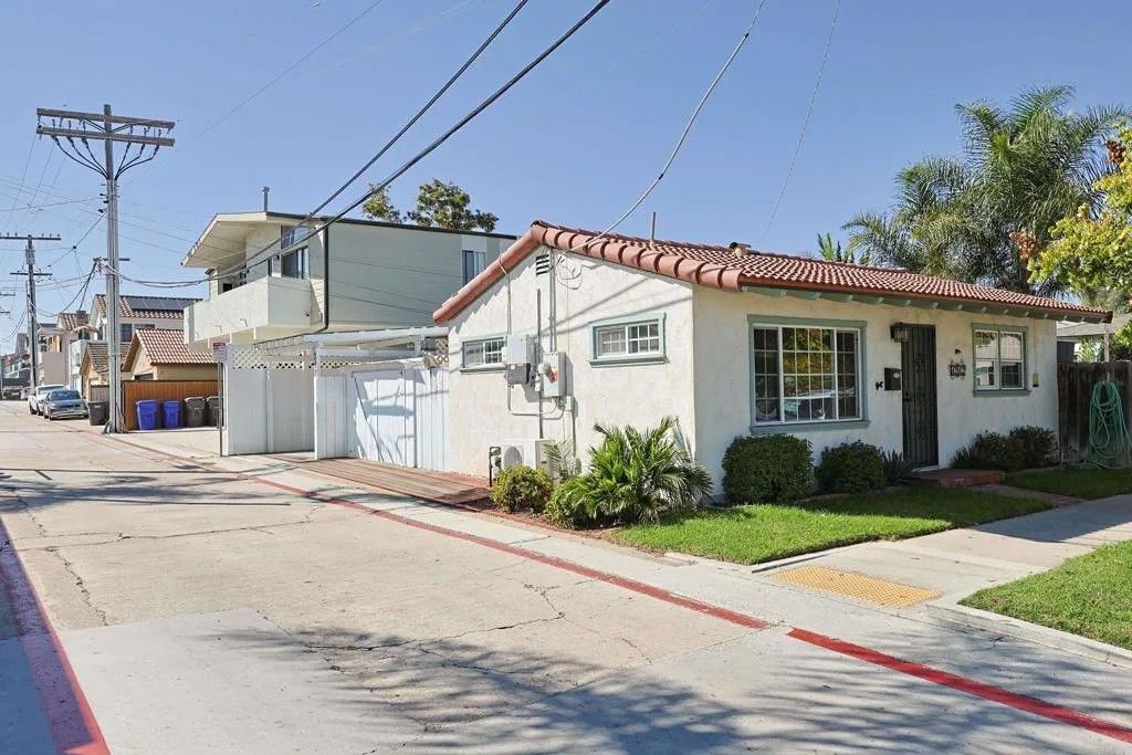 Photo of 207 C Avenue, Coronado, CA 92118 (MLS # PTP2509100)