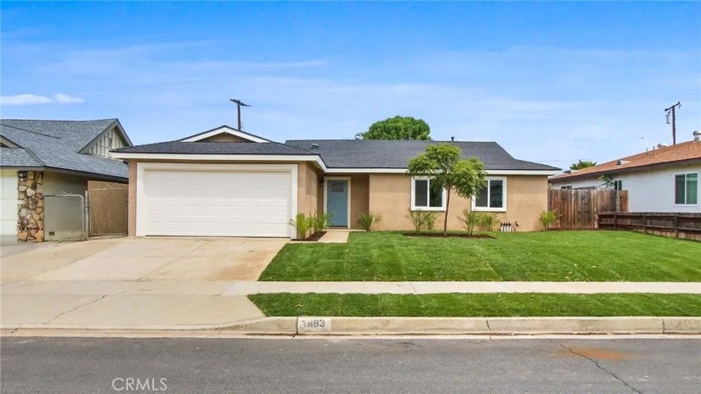 Photo of 1683 Lark Ln, Corona, CA 92882 (MLS # IG26072011)