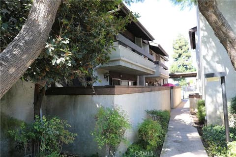 Photo of 9600 Van Nuys Boulevard #107, Panorama City, CA 91402 (MLS # SR26185931)