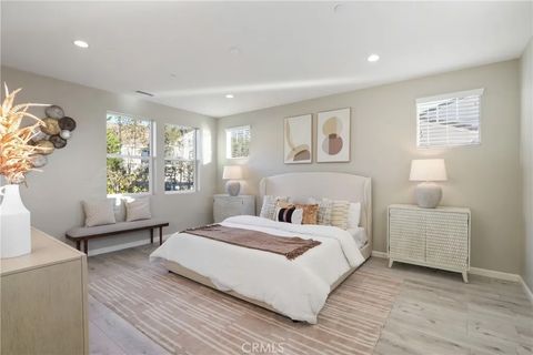 Tiny photo for 143 Allium, Irvine, CA 92618 (MLS # AR25272607)