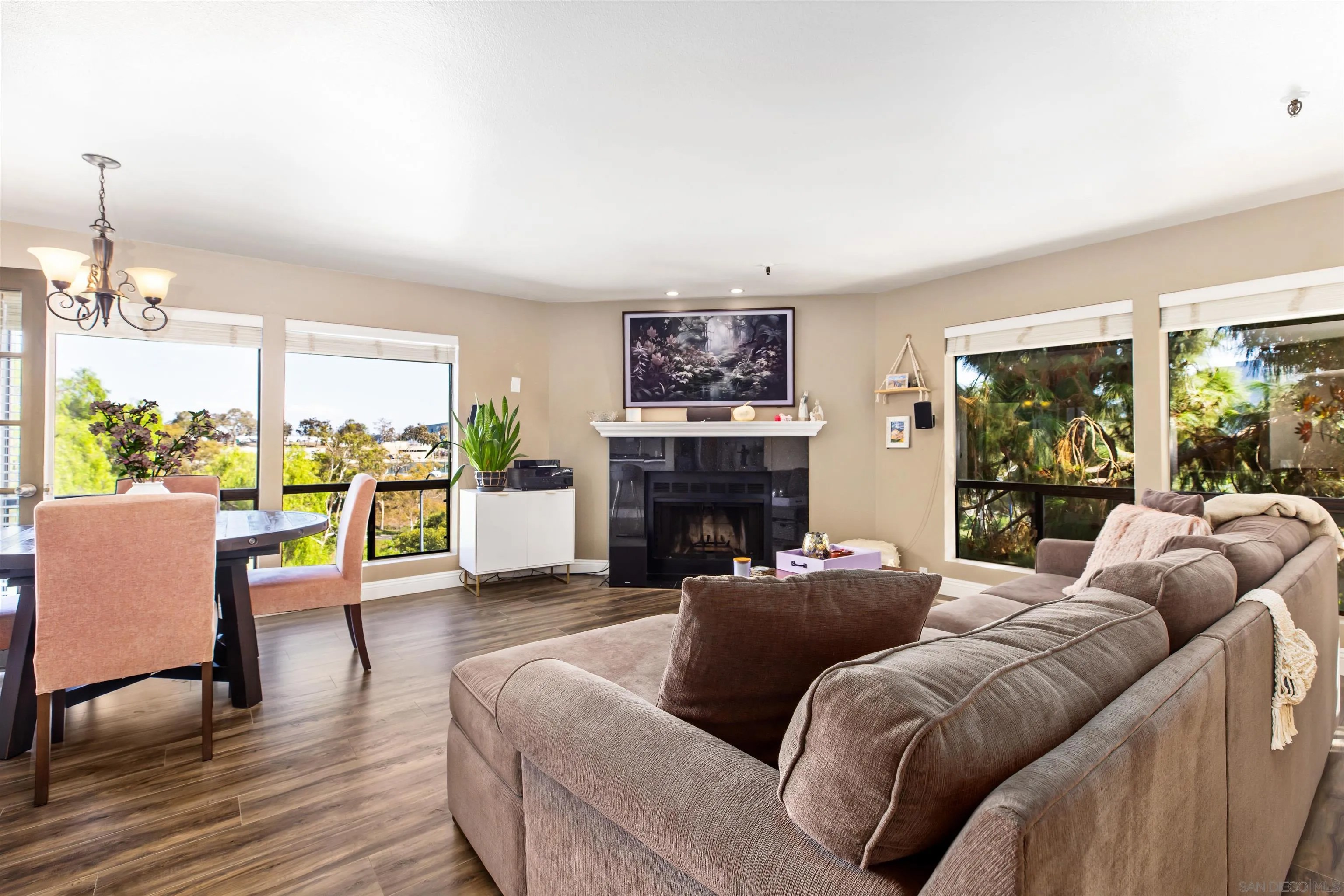 1640 10Th Ave 301